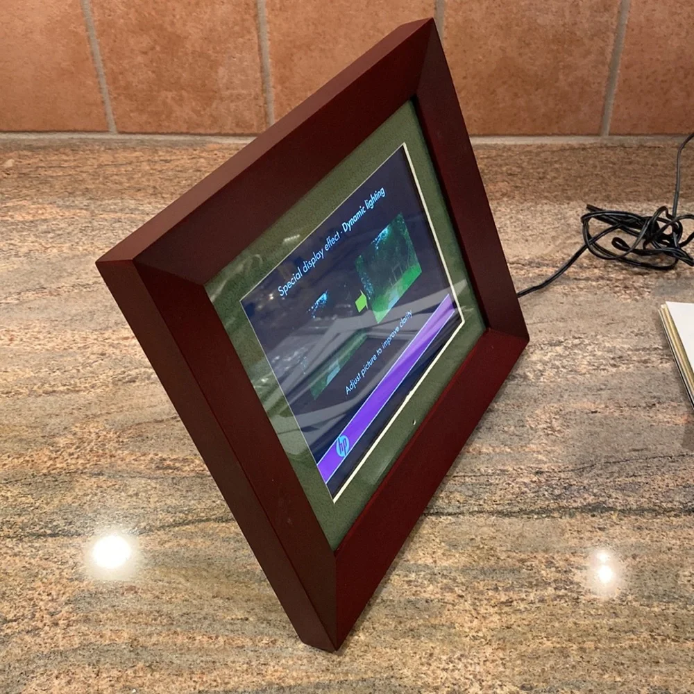 HP 8” Digital Picture Frame